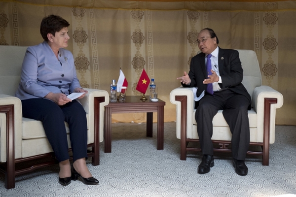 Ułan Bator: Spotkanie premier Beaty Szydło z premierem Wietnamu